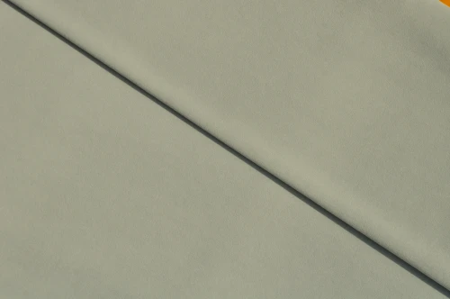 LAST_26_silver_gray.webp